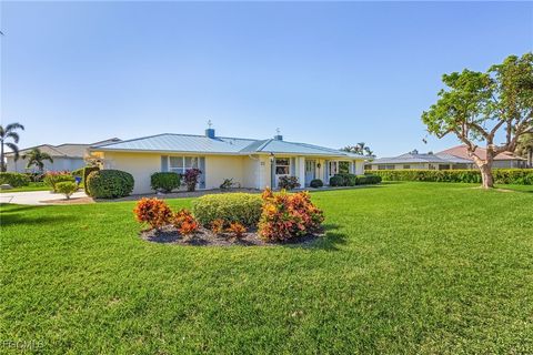 Tiny photo for 1090 N Waterway Drive, Fort Myers, FL 33919 (MLS # 2025000138)