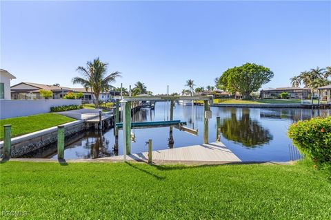 Tiny photo for 1090 N Waterway Drive, Fort Myers, FL 33919 (MLS # 2025000138)