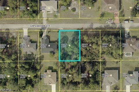 Photo of 712 Epps Brown Street E, Lehigh Acres, FL 33974 (MLS # 2026020321)