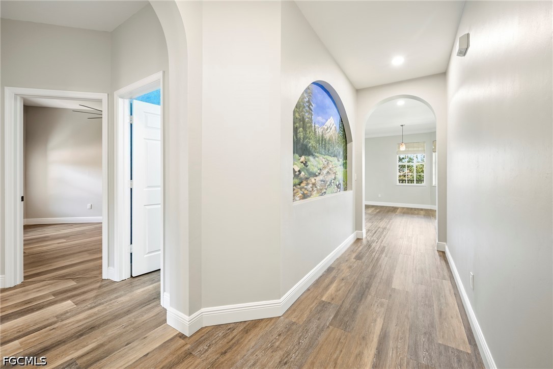 13921 Avon Park Circle 204