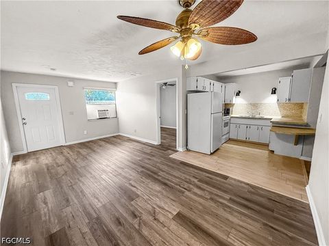 Tiny photo for 3744 Estelle Avenue, Fort Myers, FL 33916 (MLS # 2026018667)