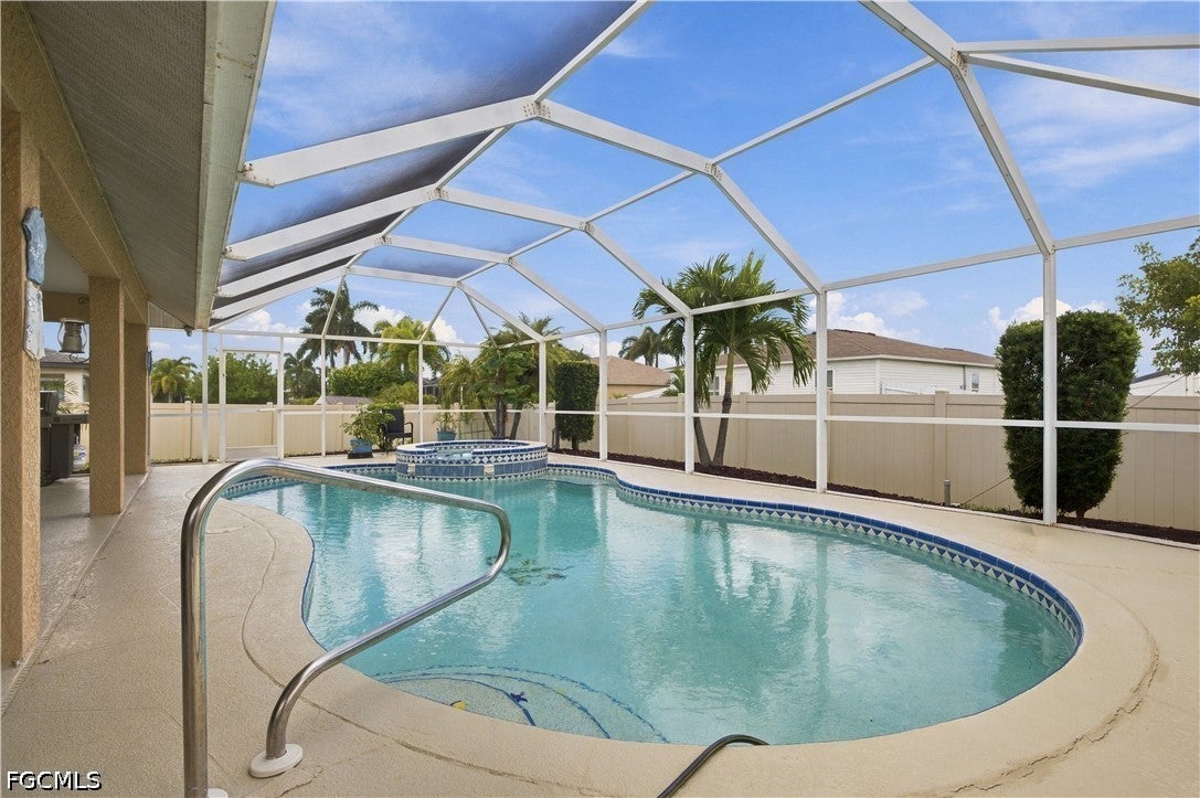 2215 NW 5th Street