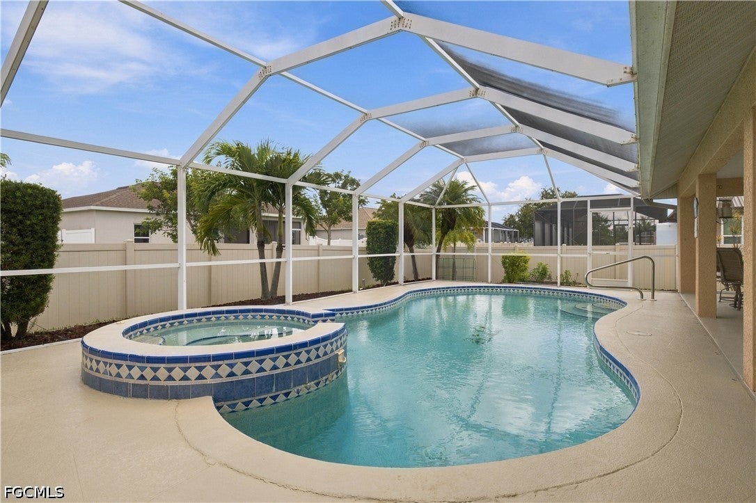 2215 NW 5th Street