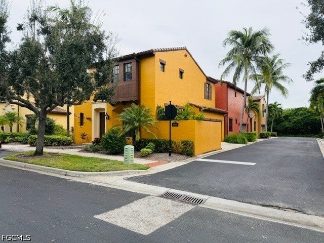 9122 Chula Vista Street 12101
