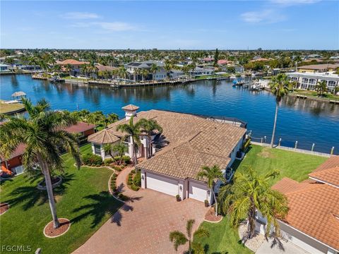 5205 Tamiami Court Cape Coral FL 33904