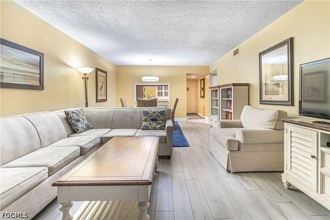 1747 Pebble Beach Drive 315 Fort Myers FL 33907