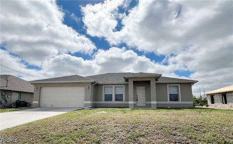 Photo of 10 NE 20th Street, Cape Coral, FL 33909 (MLS # 2026041972)