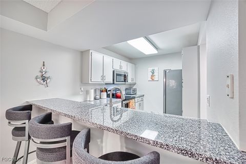 Tiny photo for 14861 Summerlin Woods Drive #B-11, Fort Myers, FL 33919 (MLS # 2025013017)