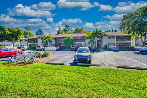 Tiny photo for 14861 Summerlin Woods Drive #B-11, Fort Myers, FL 33919 (MLS # 2025013017)