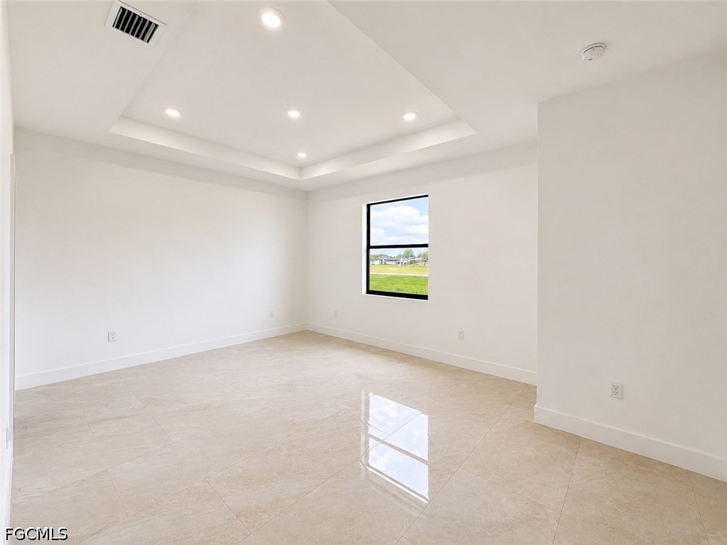 7004 ALPINE Court