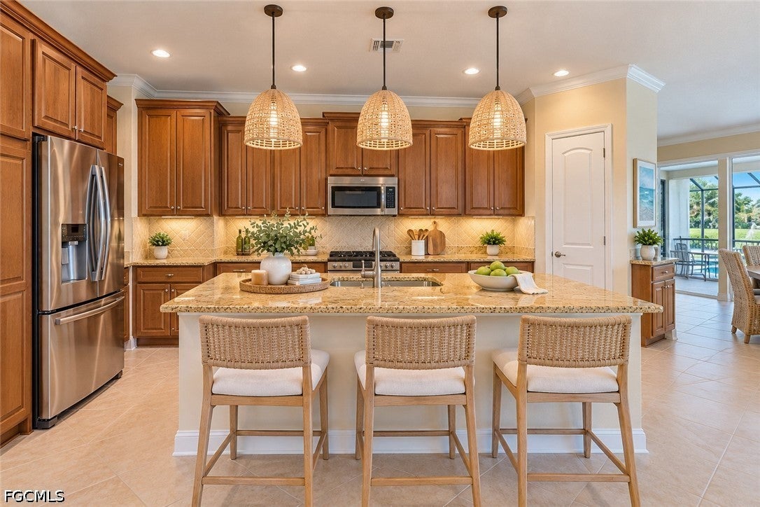 2517 Laurentina Lane