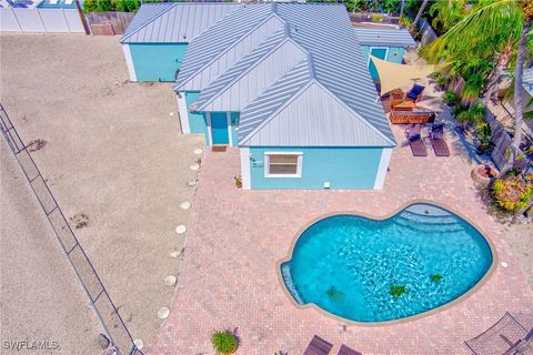 A home in KEY LARGO