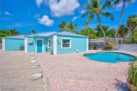 A home in KEY LARGO