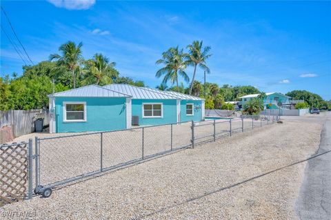 A home in KEY LARGO