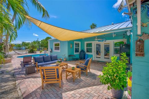 A home in KEY LARGO