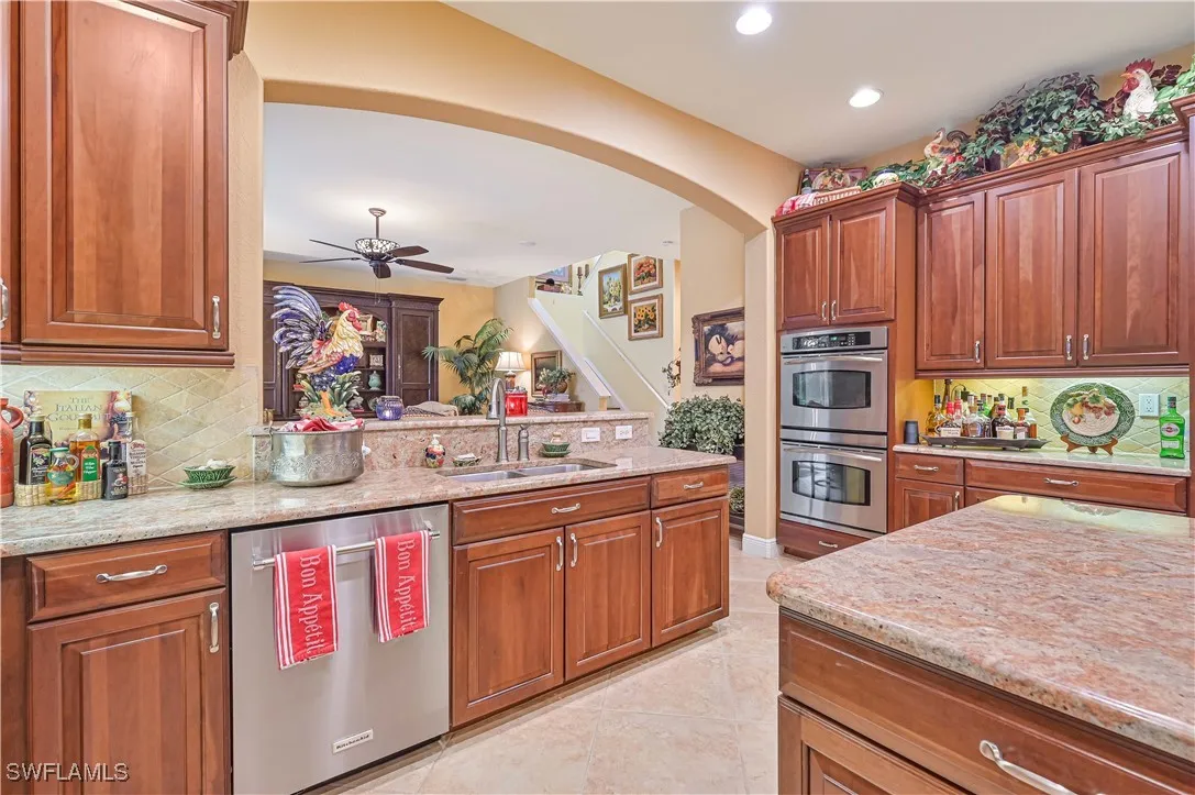 Fort Myers, Florida 33905, United States, 5 Bedrooms Bedrooms, ,4 BathroomsBathrooms,Residential,Active,14294