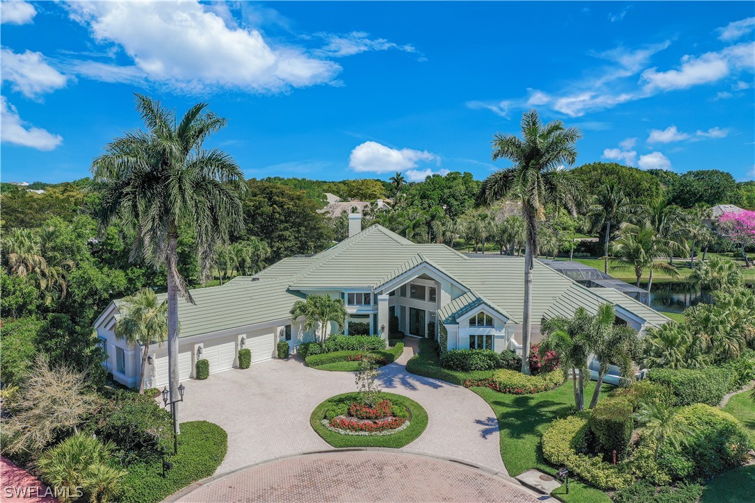 695 Ardmore Lane