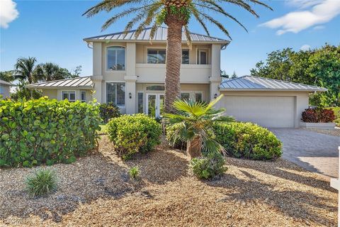 748 Windlass Way Sanibel FL 33957