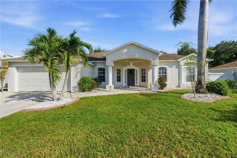2412 Nature Pointe Loop Fort Myers FL 33905