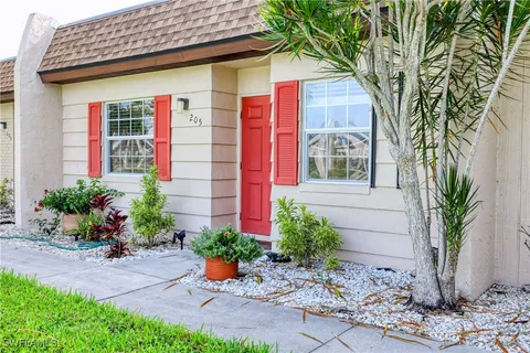 6300 S Pointe Boulevard Unit 205, Fort Myers, FL 33919 - MLS#: 225018188