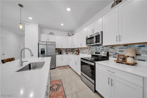 20023 HARTFORD Estero FL 33928