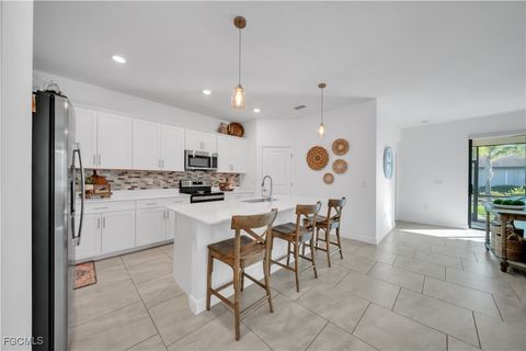 20023 HARTFORD Estero FL 33928