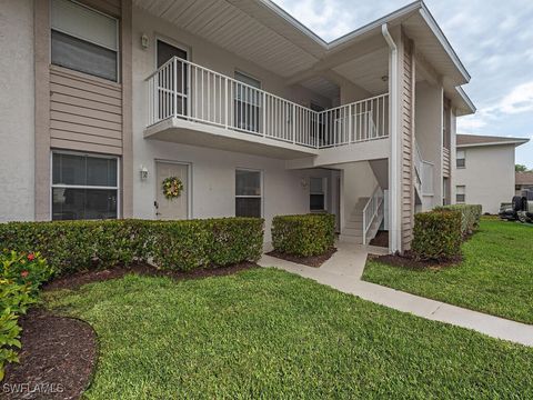 1344 Derbyshire Court D103 Naples FL 34116