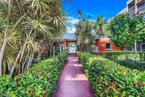 Tiny photo for 2366 E Mall Drive #418, Fort Myers, FL 33901 (MLS # 2026018475)