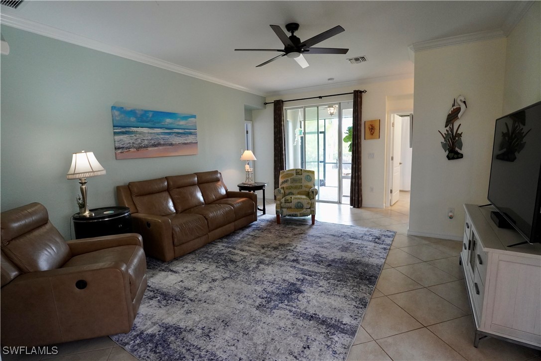 2536 Laurentina Lane