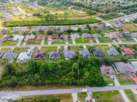 Tiny photo for 418 Windermere Drive, Lehigh Acres, FL 33972 (MLS # 2026020093)