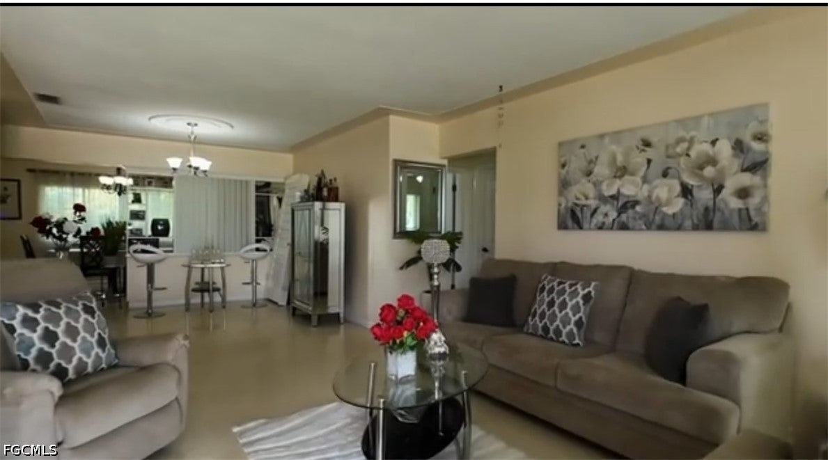 312 W Circle Drive