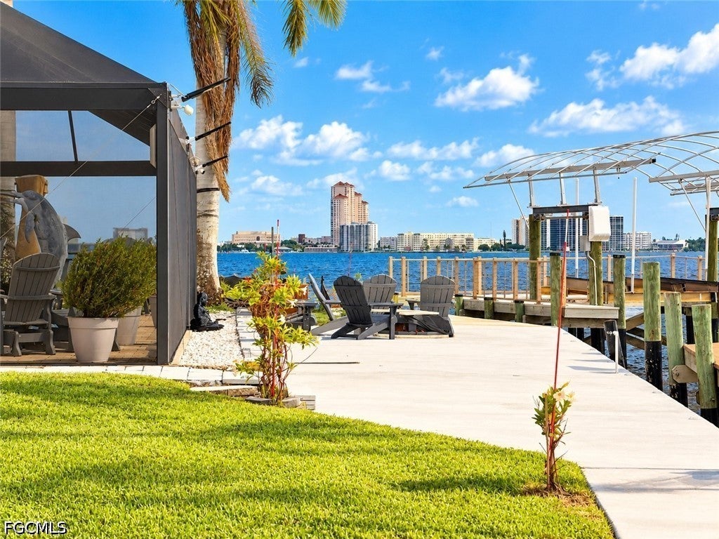 1757 Seafan Circle