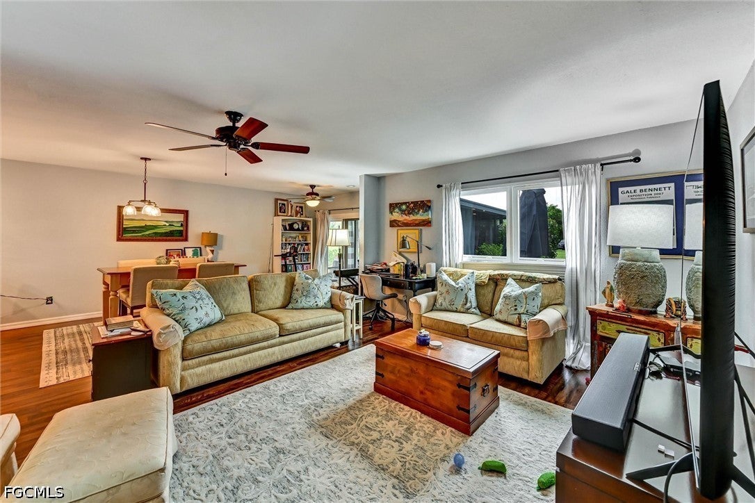 4259 Island Circle 3