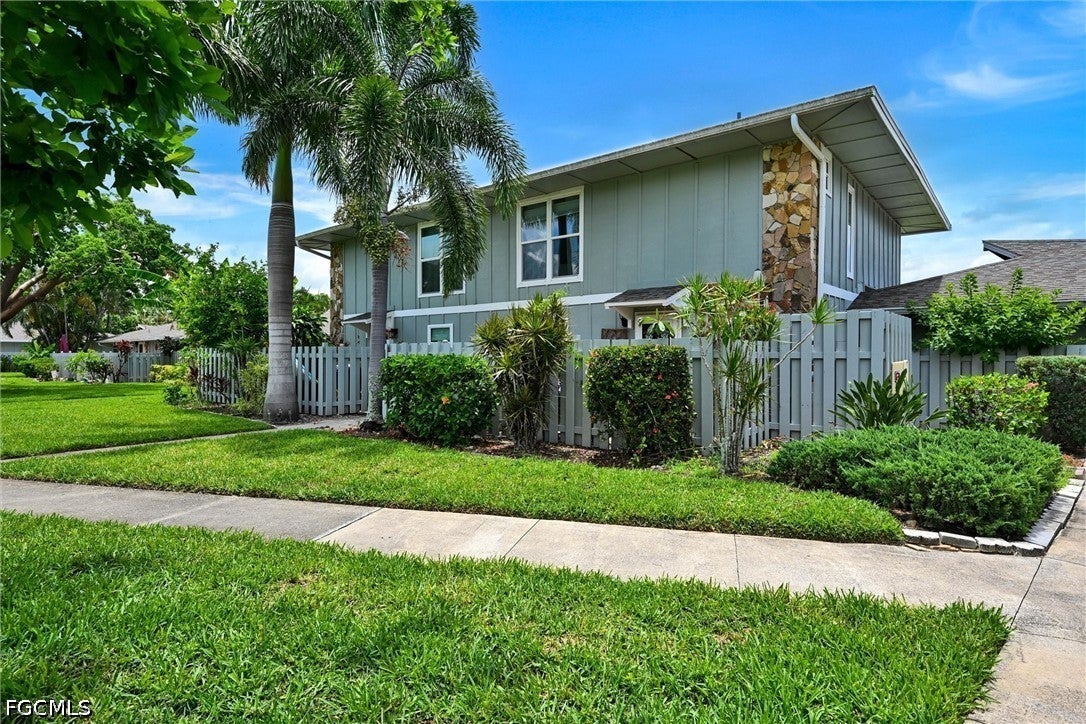 4259 Island Circle 3