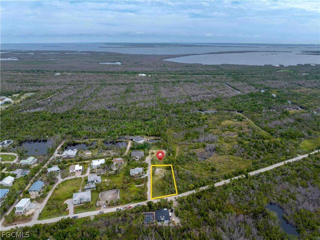 393 & 401 Raintree Place