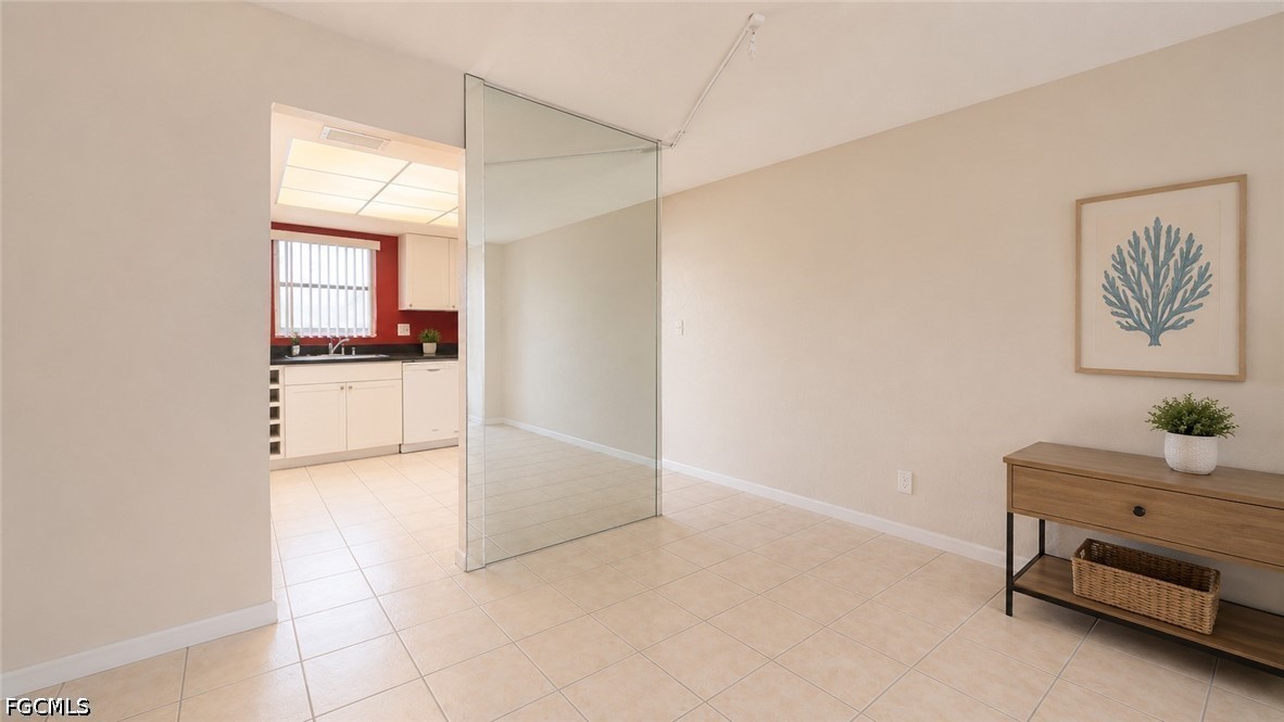 198 Joel Boulevard 4