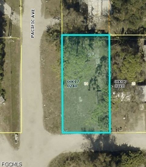 Tiny photo for 1941 Pacific Avenue, North Fort Myers, FL 33903 (MLS # 2026030545)