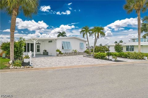 Photo of 17591 Bryan Court, Fort Myers Beach, FL 33931 (MLS # 2026030821)