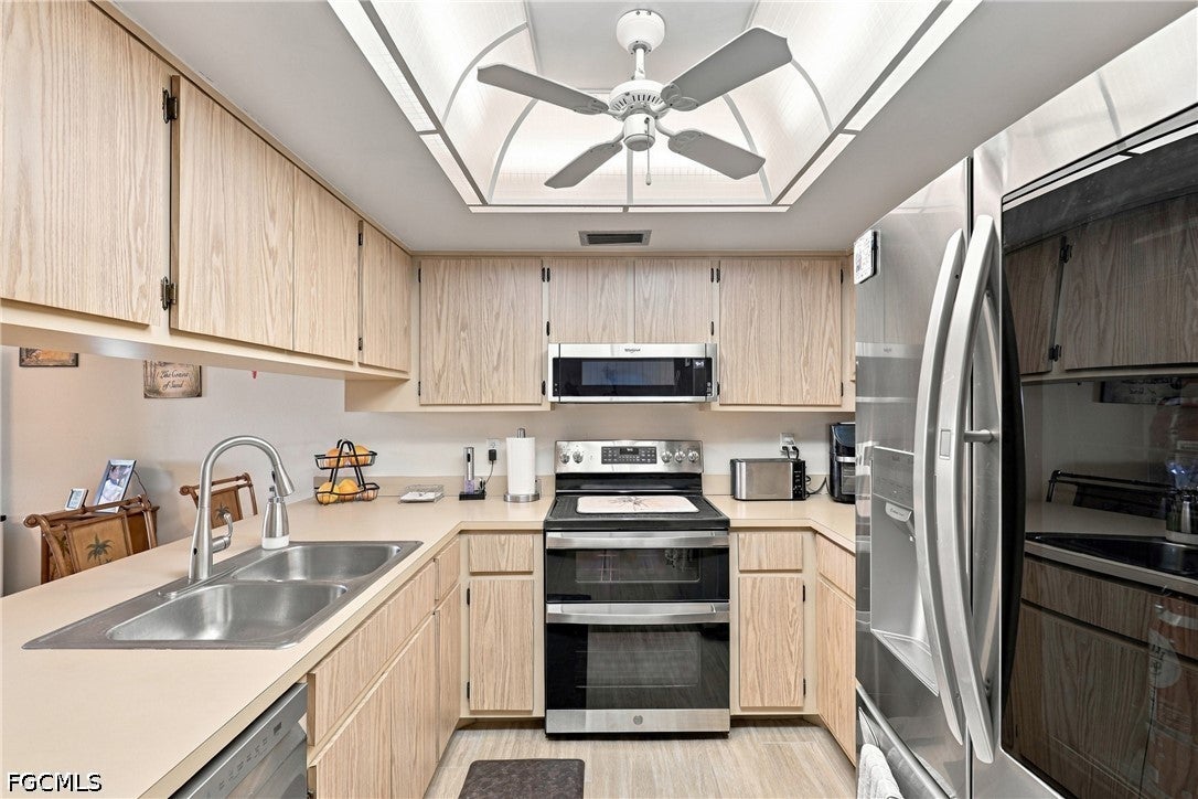 1220 SE 46th Street 112