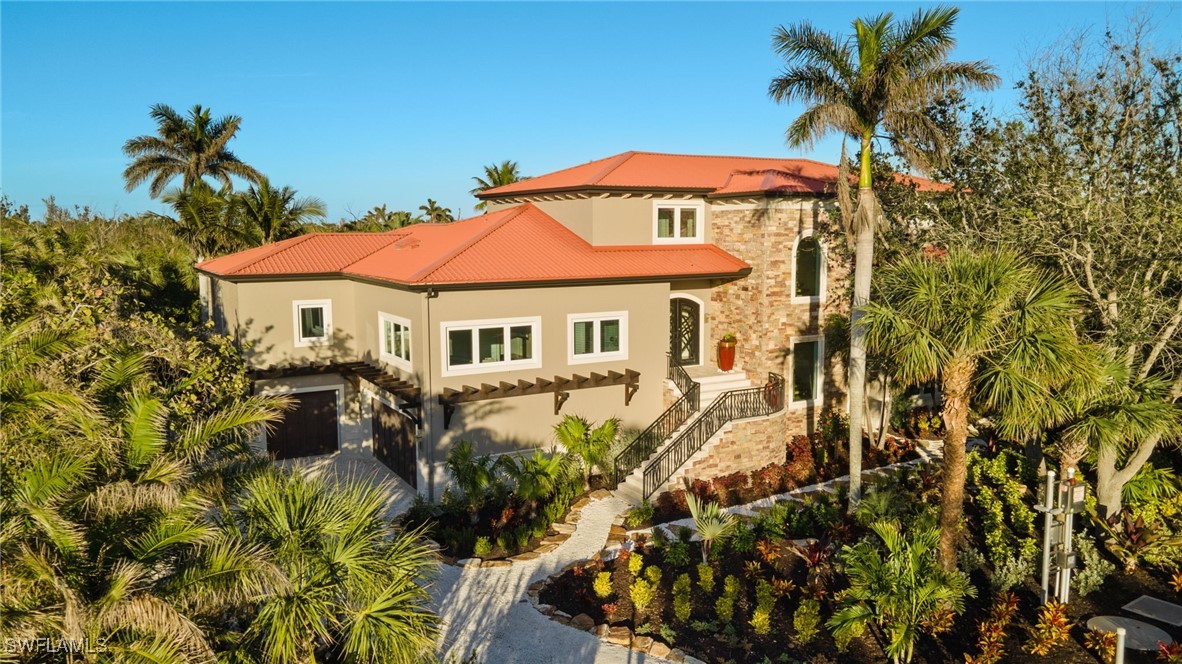 330 Cowry Court