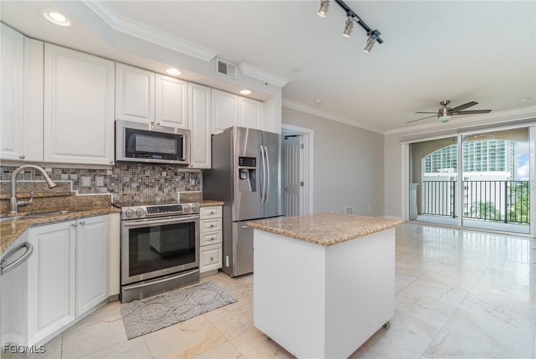 2825 Palm Beach Boulevard 614