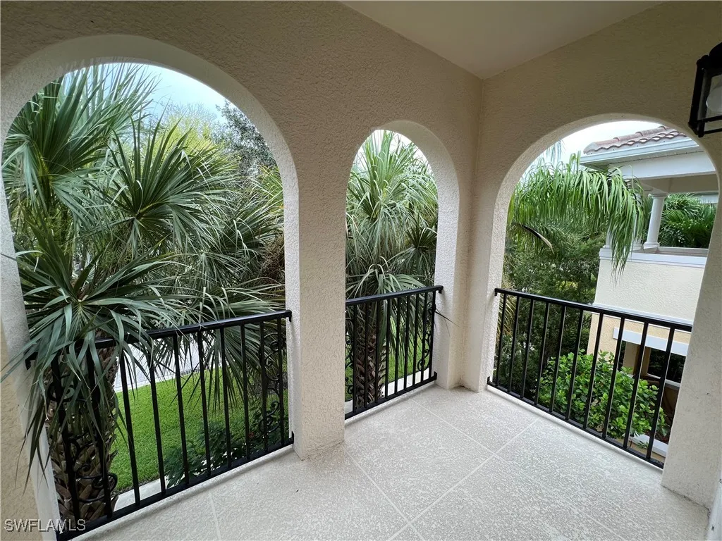 Bonita Springs, Florida 34135, United States, 3 Bedrooms Bedrooms, ,3 BathroomsBathrooms,Residential,Active,212430