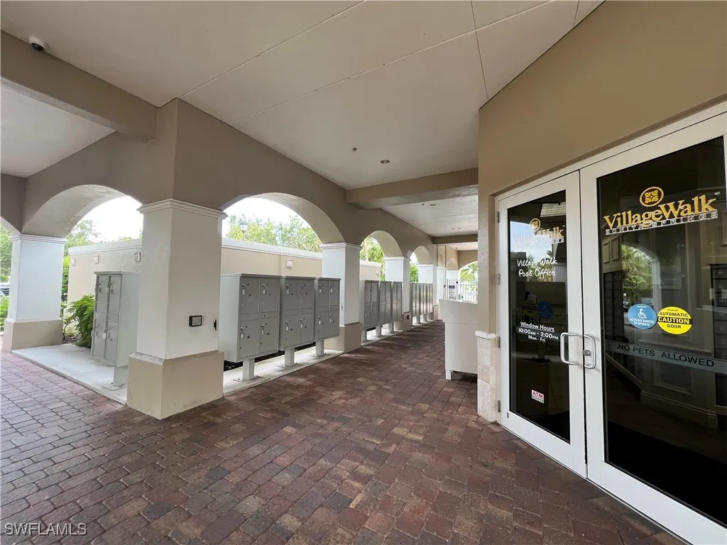 Bonita Springs, Florida 34135, United States, 3 Bedrooms Bedrooms, ,3 BathroomsBathrooms,Residential,Active,212430