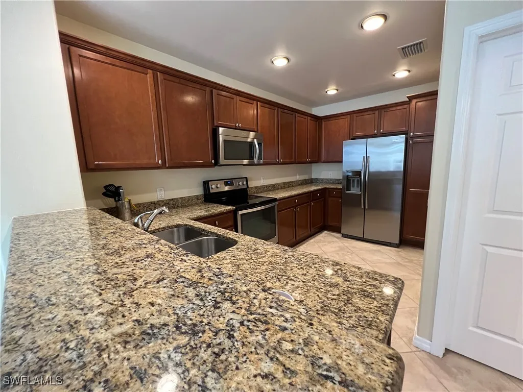 Bonita Springs, Florida 34135, United States, 3 Bedrooms Bedrooms, ,3 BathroomsBathrooms,Residential,Active,212430