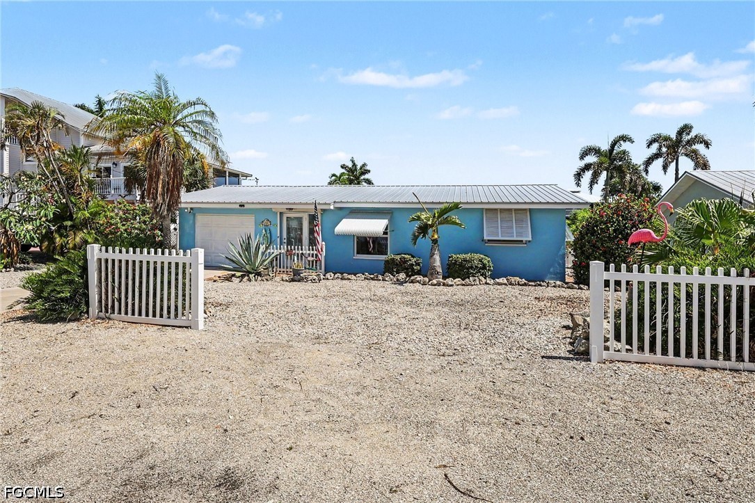 3608 Rita Lane