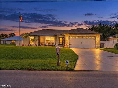 Photo of 522 NE Van Loon Lane, Cape Coral, FL 33909 (MLS # 2026039081)