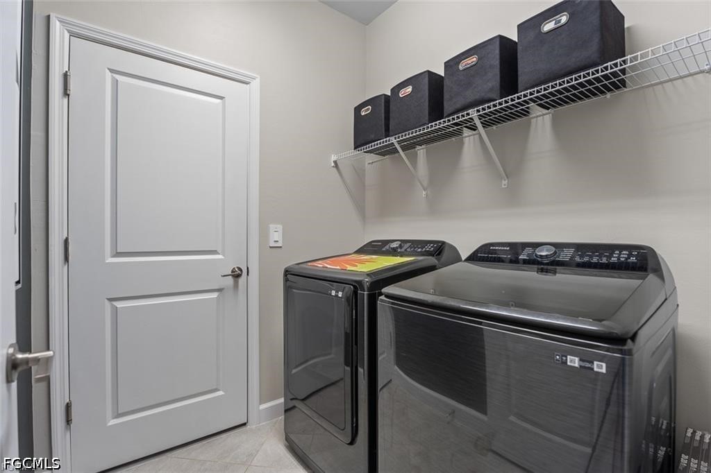 14045 Winding Cedar Way