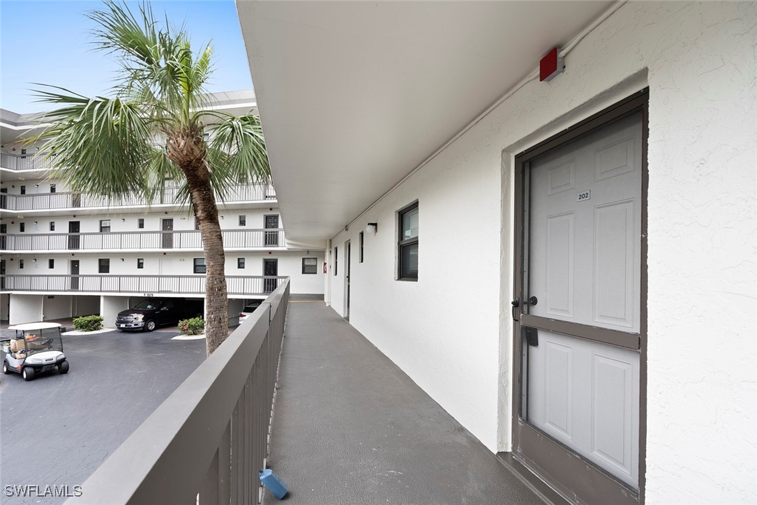 1015 Anglers Cove G202