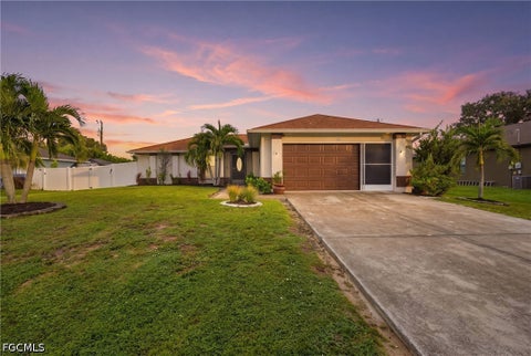 Photo of 624 SW 9th Avenue, Cape Coral, FL 33991 (MLS # 2026042089)