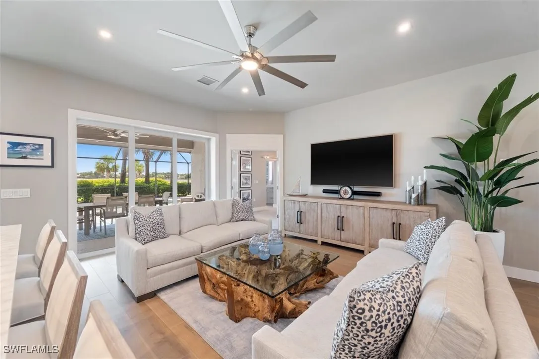 Fort Myers, Florida 33913, United States, 3 Bedrooms Bedrooms, ,2 BathroomsBathrooms,Residential,Active,153141